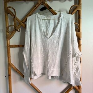 We The Free 100% Cotton White V-Neck Top